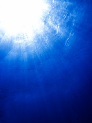 Unterwasser Sonnenstrahlen