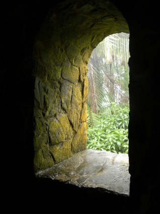 piedra portal ventana