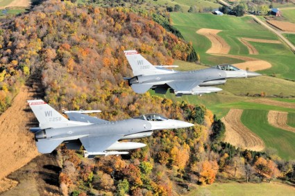 طائرات مقاتلون من ولاية ويسكونسن