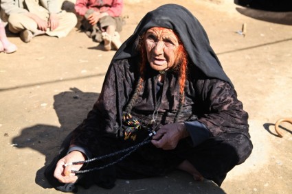 古いアフガニスタンの女性