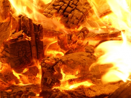 hình nền gỗ cháy tự nhiên khác