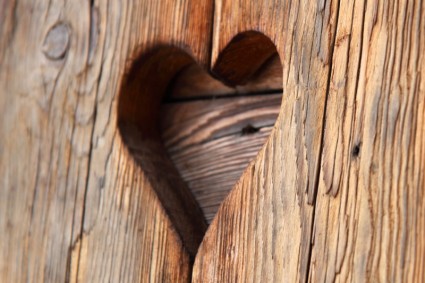 gỗ trái tim