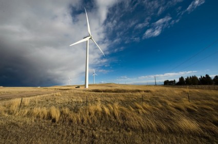 ワイオミング州の風景の風力タービン