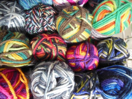 複数の色の色の糸